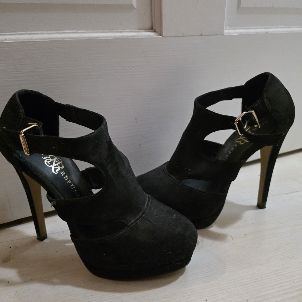 Elegant Black High Heels
